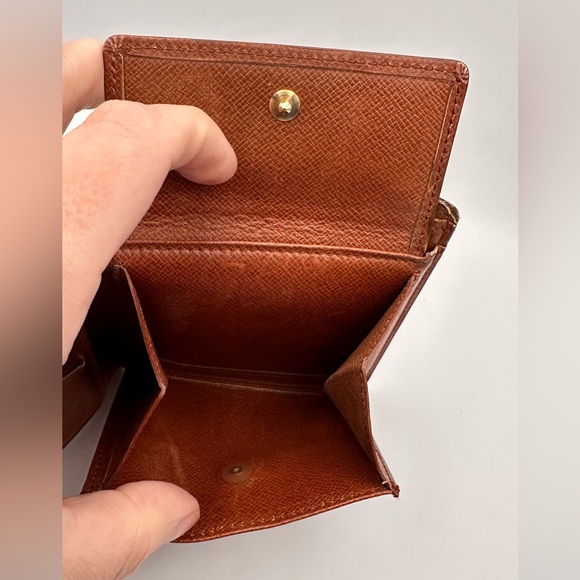 Louis Vuitton men’s bifold wallet - Picture 7 of 13